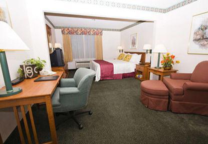 Fairfield & Hotel