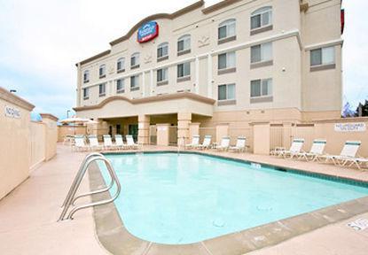 Fairfield & Hotel
