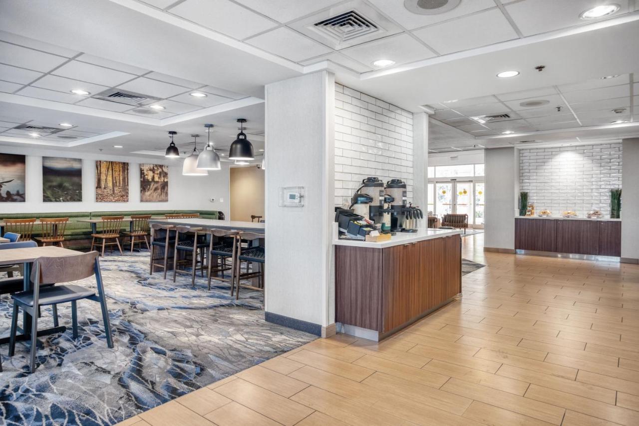 Hotel Fairfield &