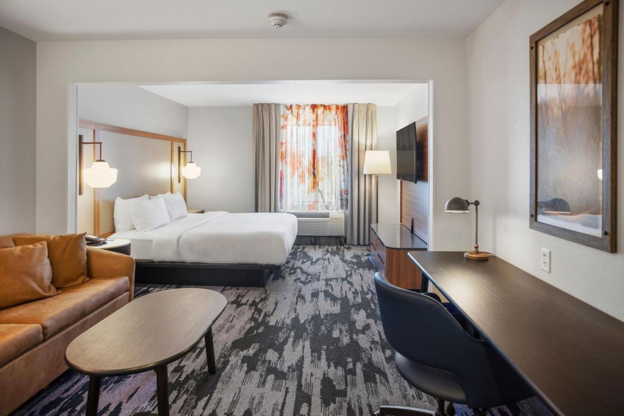 Hotel Fairfield & 3*