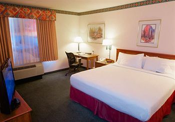 Fairfield & Hotel